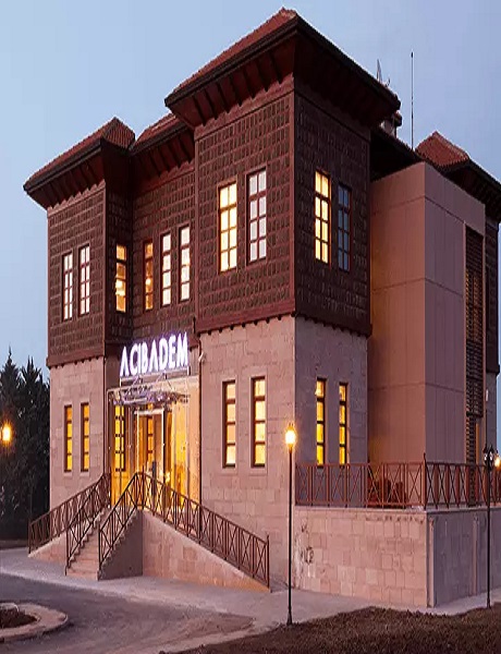 Qendra Mjekësore Acıbadem Zekeriyaköy