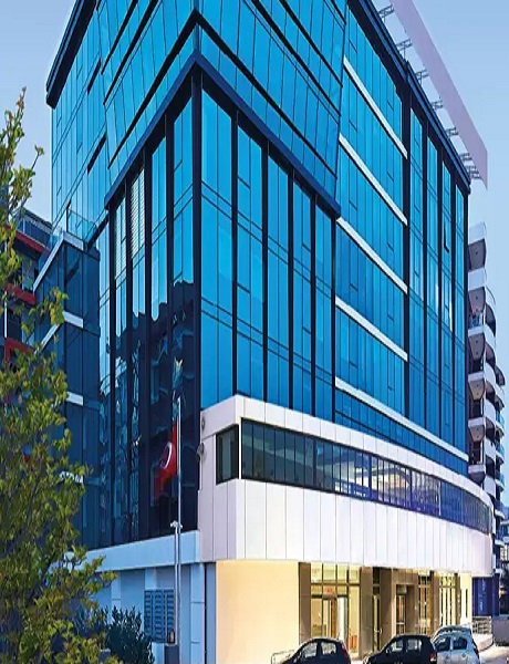 Qendra Mjekësore Acıbadem Bayraklı